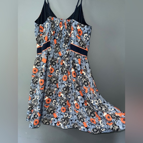 LC Lauren Conrad dress - Picture 3 of 6